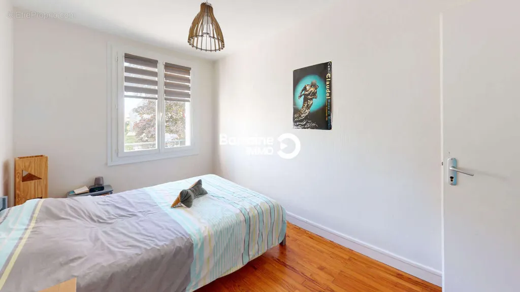 Chambres - Appartement Lumineux 4 Pièces à Morlaix