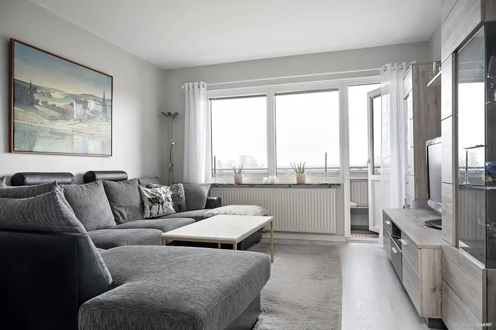 Elutuba - Apartment with Balcony and Garden View in Skåne