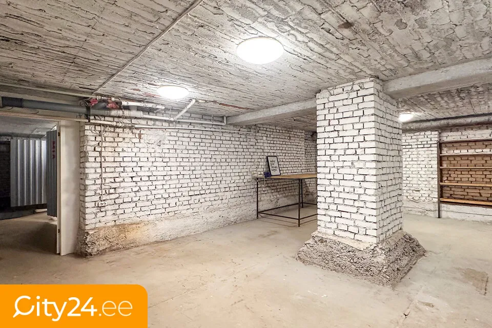 Pièces - Warehouse with Office Space in Riga Centre
