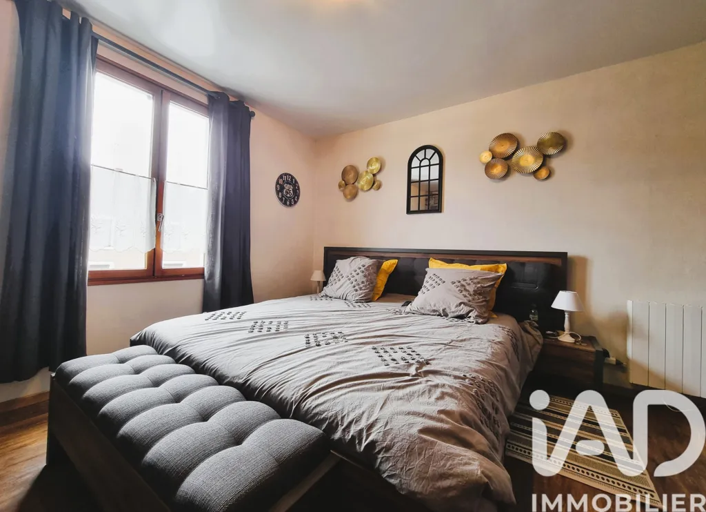 Magamistoad - Charming Renovated House with Garden in Corre