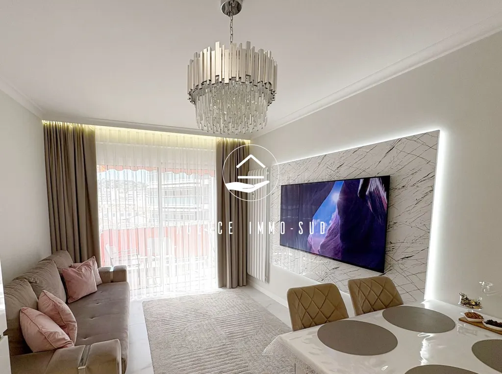 Elutuba - Renovated Flat with Balconies near Cagnes Hippodrome