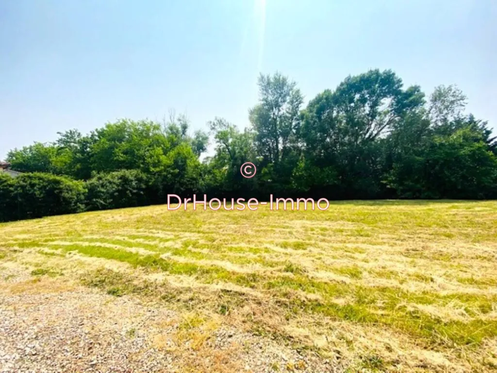 Jardin - Terrain Constructible au Calme avec Viabilisations à Uzès