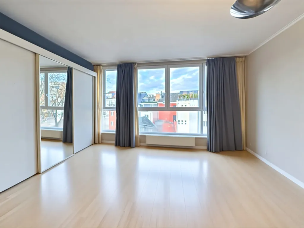 Magamistoad - Studio with Elevator in Saint-Gilles