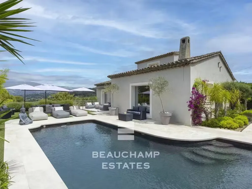 Bassein - Contemporary Villa with Hill Views in Mougins