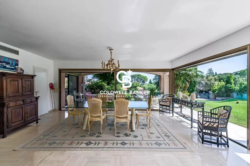 Terrasse - Villa Provençale avec Piscine au Cap d'Antibes