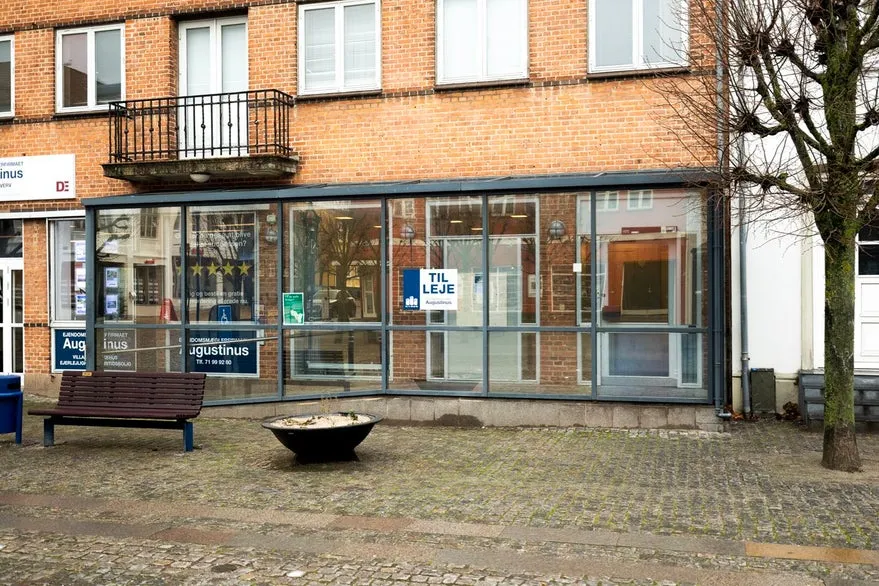 Extérieur - Office Domicile with High Visibility in Assens