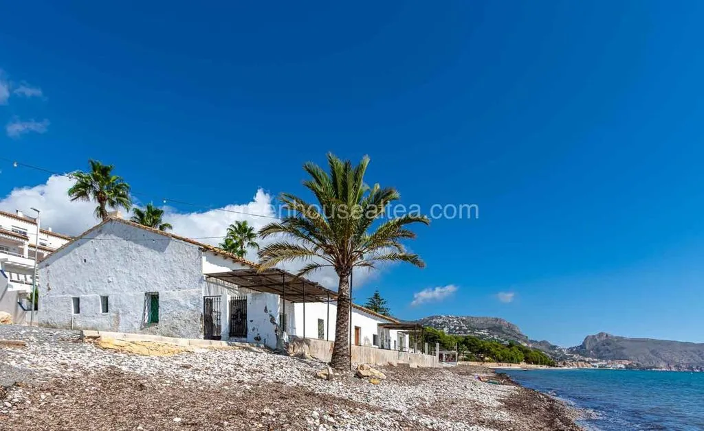 Historic Villa with Beach View in Altea