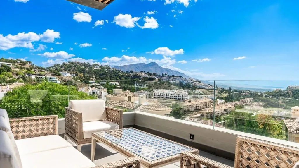 Terrass - Luxury Villa with Sea View in Benahavís