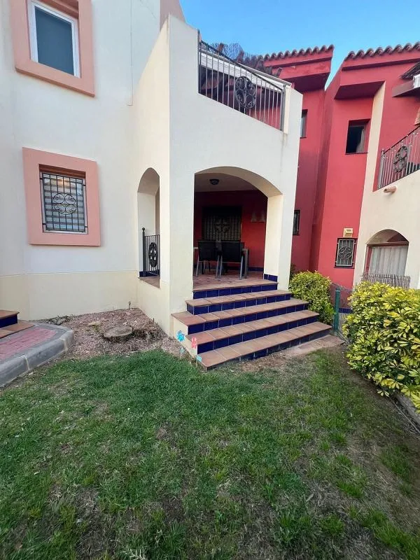 Jardin - Terraced House with Pool in Punta Prima