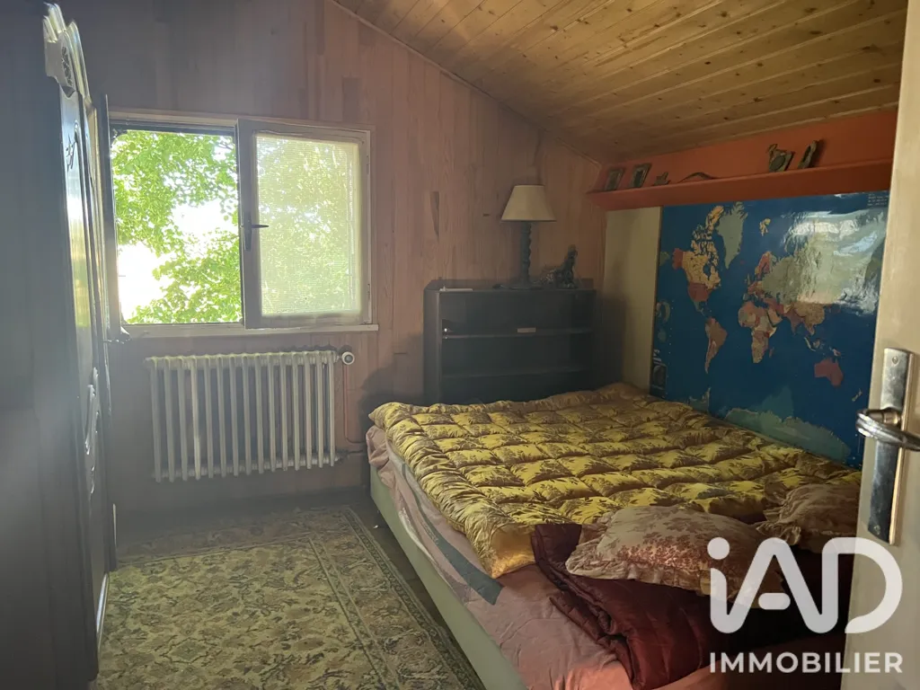 Camere da letto - Rustic Farmhouse with Garden in Beaulon