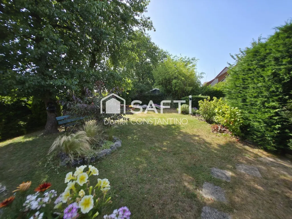 Giardino - Detached House with Garden in Ris-Orangis