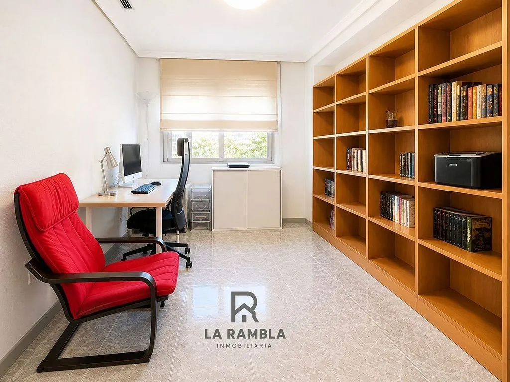 Studio - Apartment with Balcony in Malilla