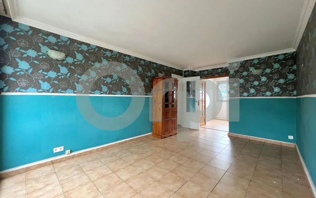 Elutuba - Apartment with Balcony in Sucy-en-Brie