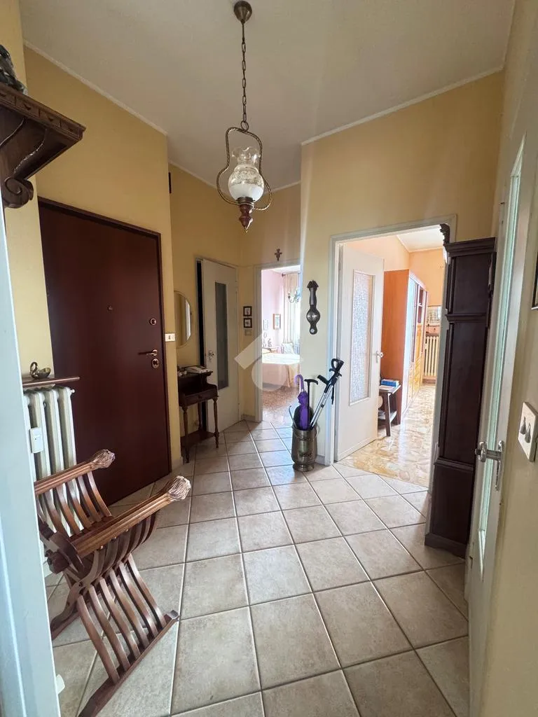 Entrée - Top-Floor Apartment with Panoramic View in Rivoli