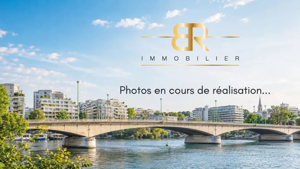 Charming 4-Piece Apartment in Suresnes