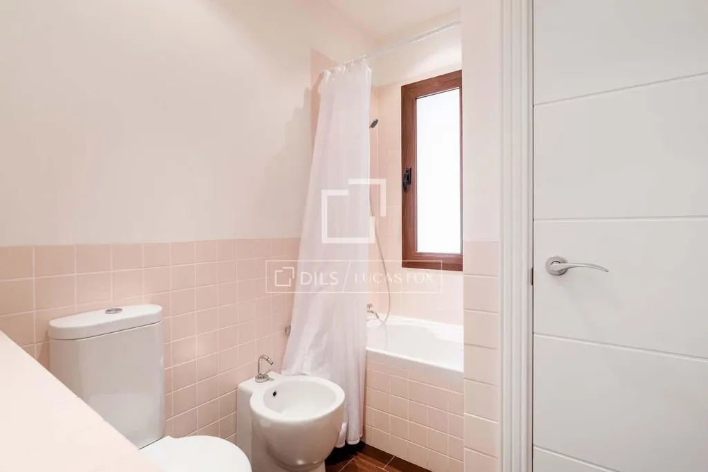 Salles de bain - Villa with Panoramic Views in Las Rozas