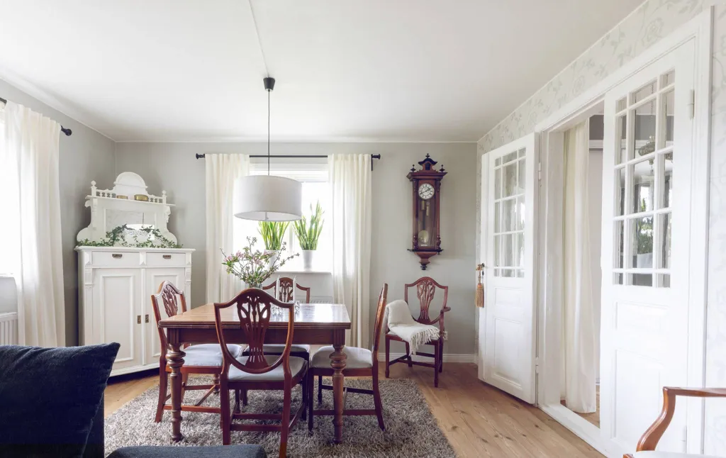 Maison 8 pièces à Heby kommun