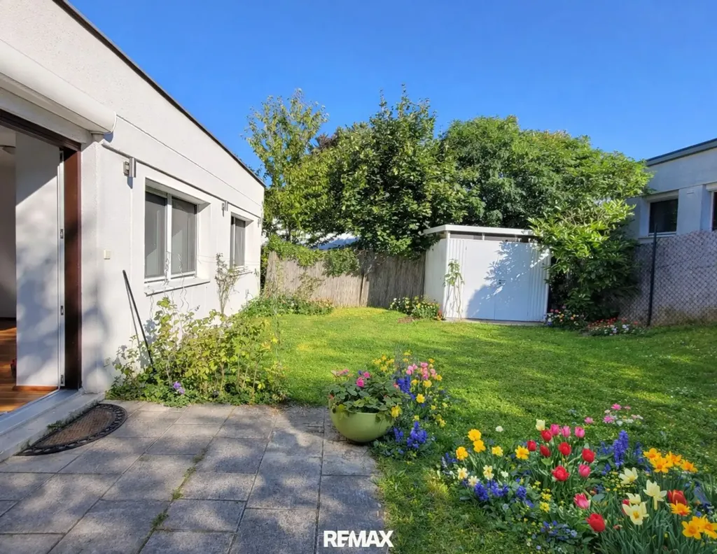 Jardin - Architectural Row House in Mauer