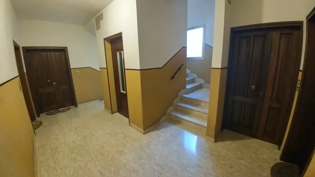 Entrée - Trilocale with Private Terrace in Zocca