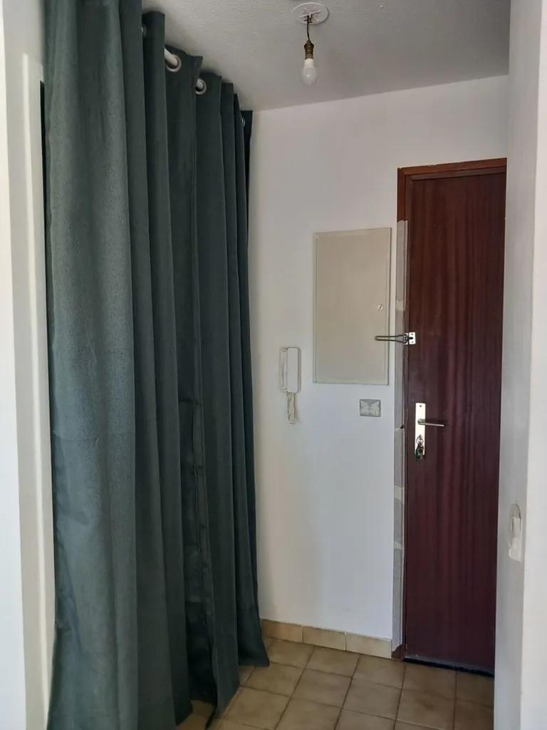Ingresso - 1-Bedroom Apartment with Balcony in Hérault