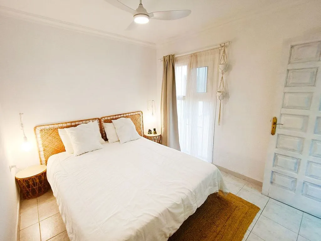 Magamistoad - 1-Bed Flat with Pool in Golf del Sur