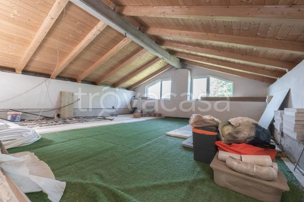 Pièces - Villa with Pools and Garden in Mazzè