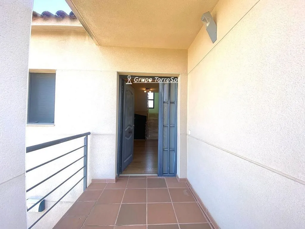 Balcon - Independent House with Pool in Valldemar
