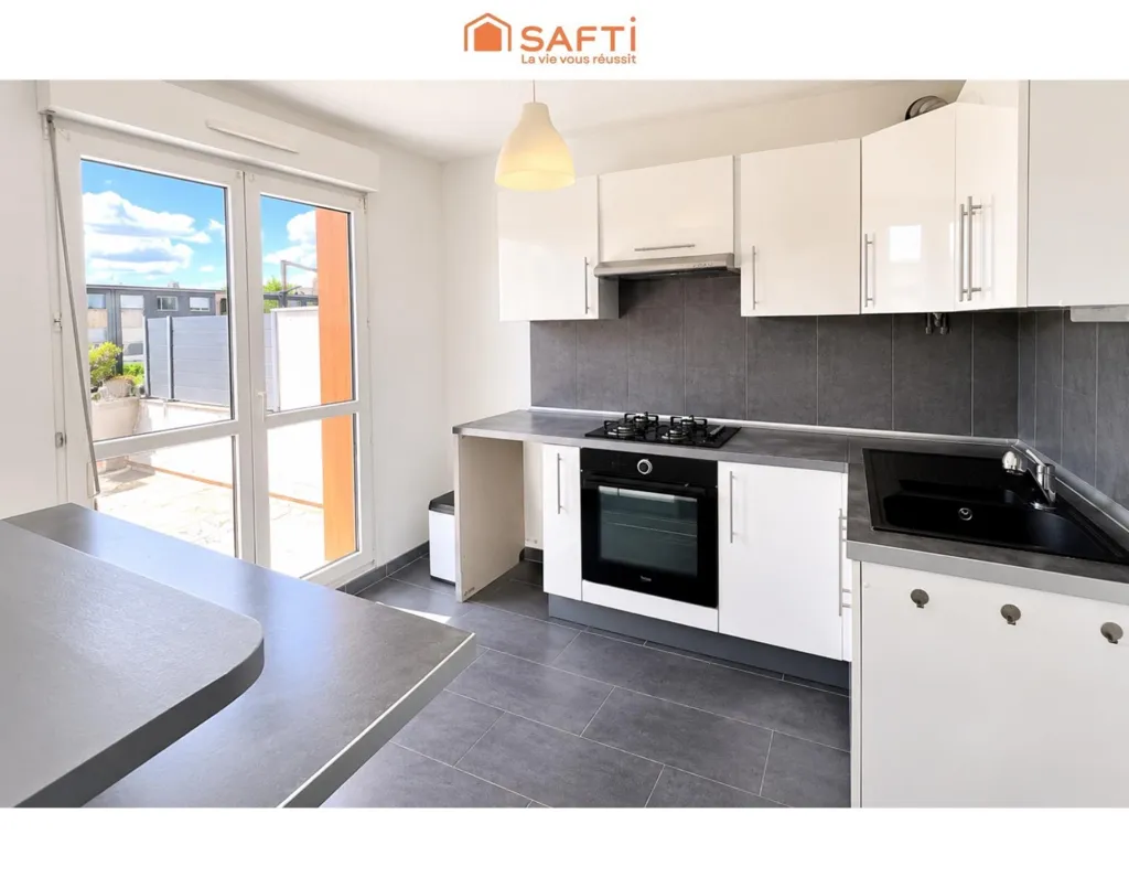 Cucina - Apartment with Terrace in Saint-Avold