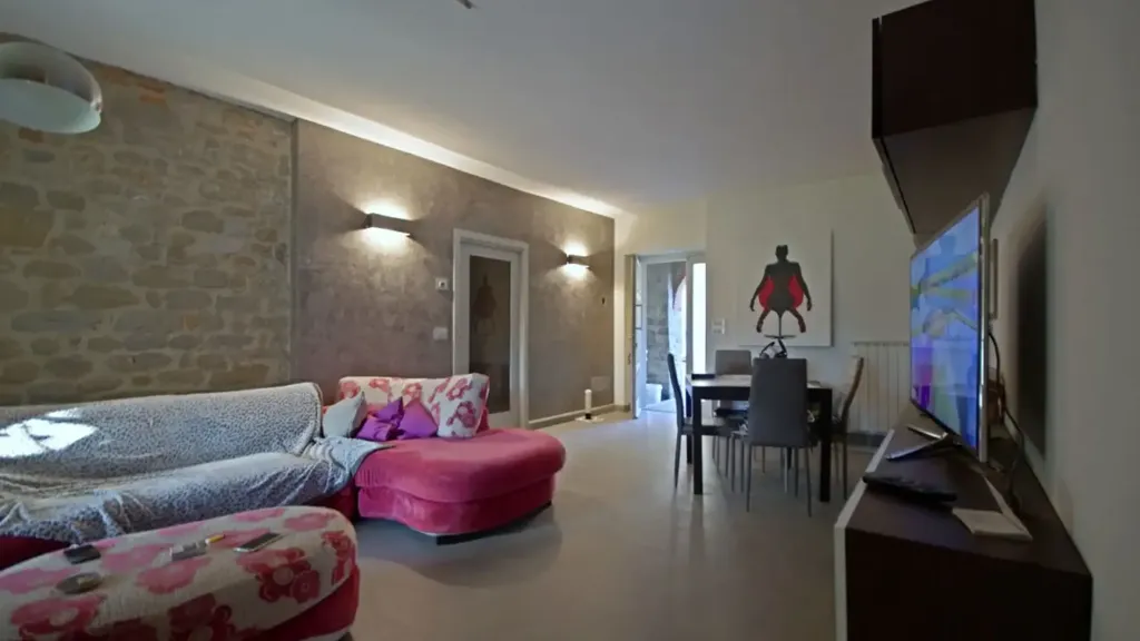 Elutuba - Rustic House with Panoramic Views in Castelfranco Piandiscò