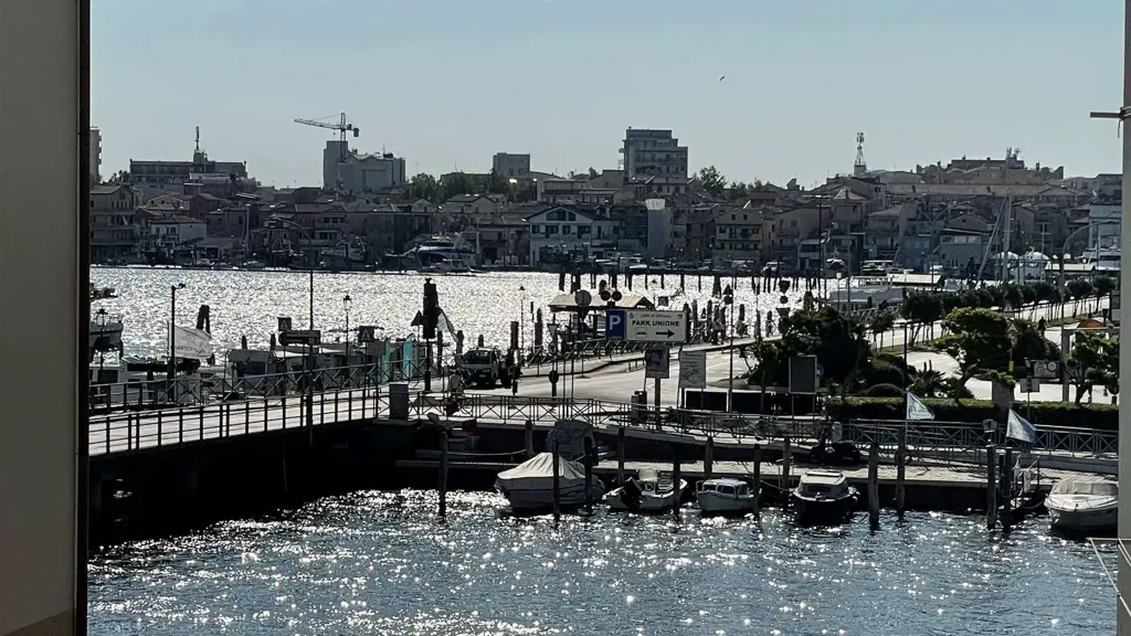 Rõdu - Apartment with Laguna View in Chioggia