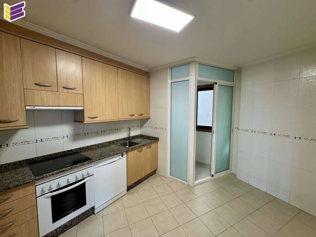Cuisine - Apartment with Lift and Garden in Mos