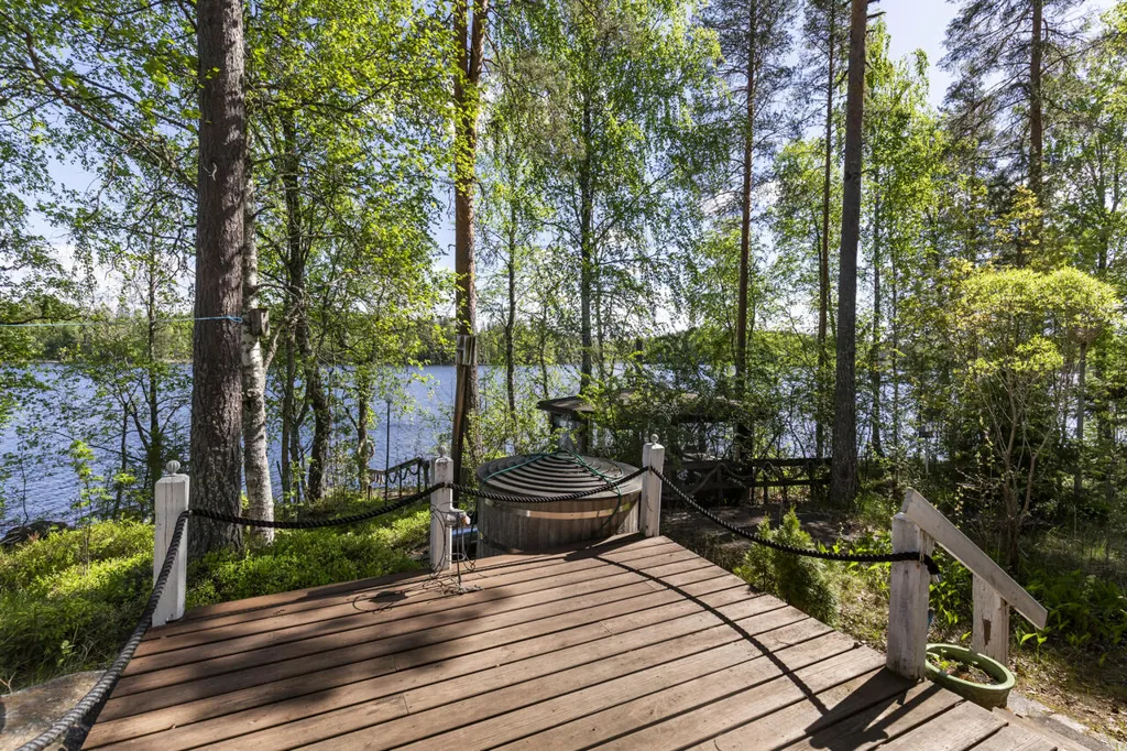 Terrasse - Cottage with Private Lakefront in Iso-Ruokopuoli