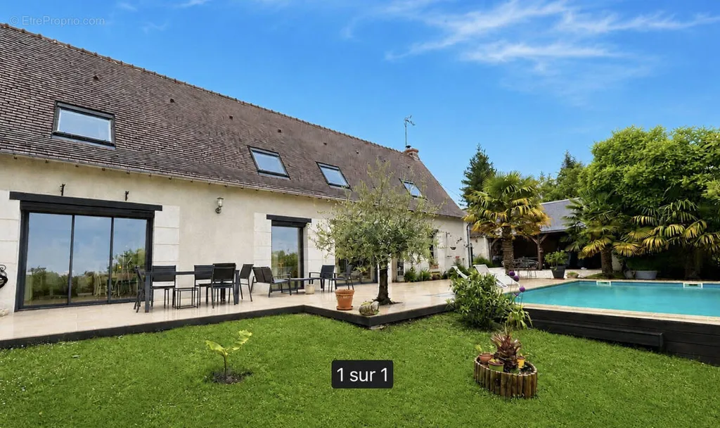 Piscine - Maison avec Piscine et Jardin à Azay-Le-Rideau