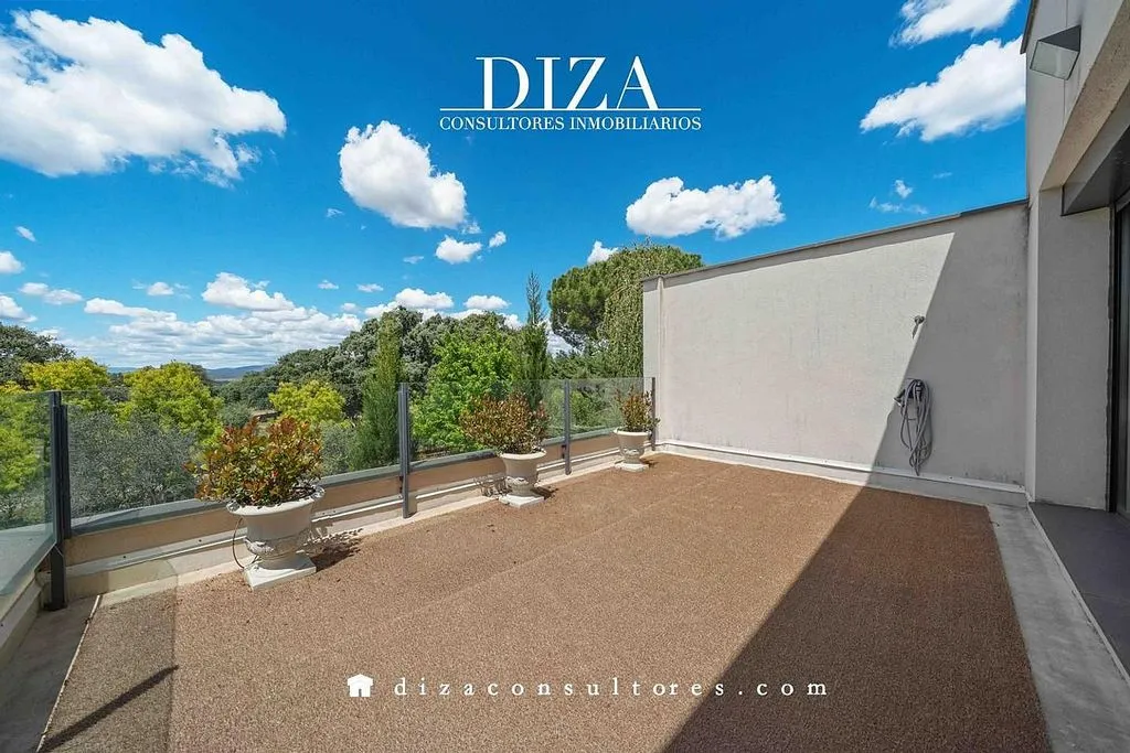 Terrass - Chalet with Pool and Terrace in Boadilla del Monte