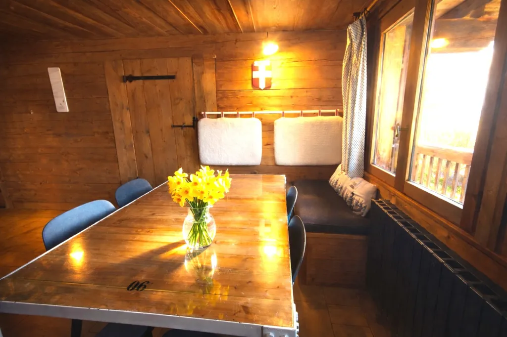 Söögituba - Authentic Chalet with Grange in La Giettaz