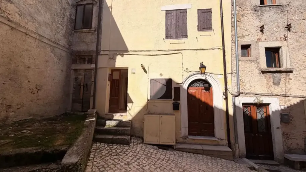Extérieur - Independent House with Multiple Levels in Ovindoli