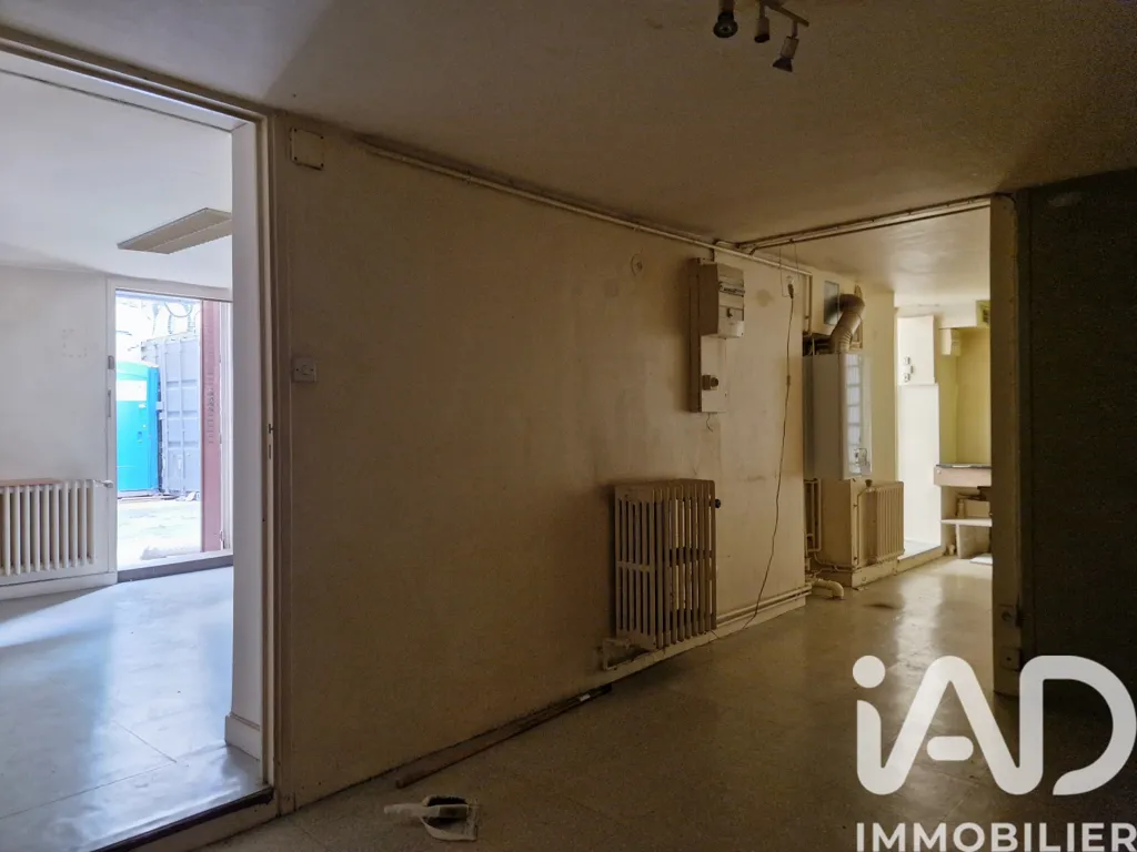Garaaž - Commercial Space with Creative Potential in Grenoble
