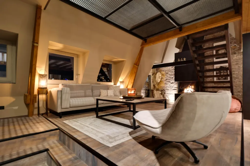 Elutuba - Renovated Gallery Flat with Rooftop in Coolhaven