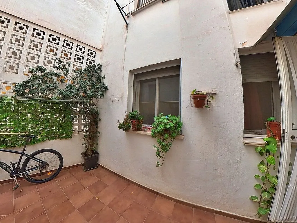 Aed - Ground Floor Flat with Terrace in Córdoba
