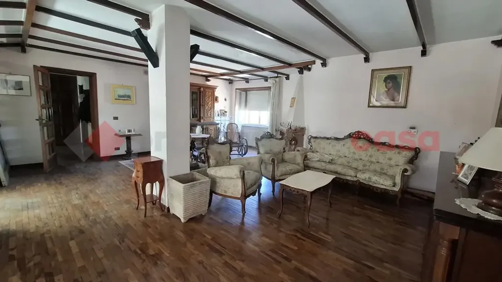 Elutuba - Mansard Apartment with Balcony in Roccapiemonte