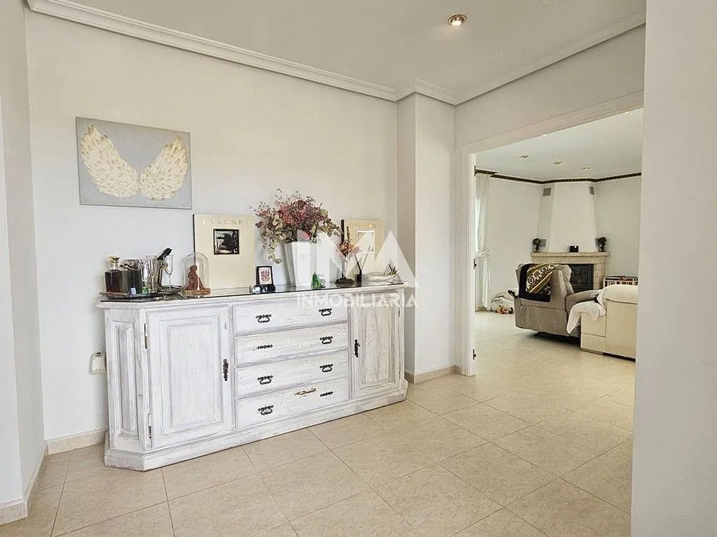 Hallway - Chalet with Pool and Terrace in Montepilar