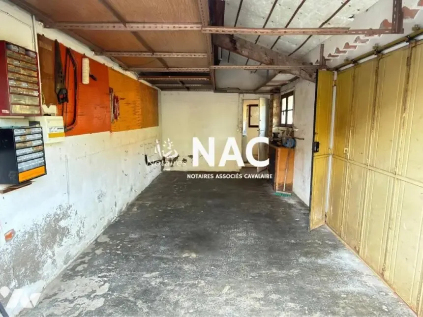 Garage - Maison avec Combles Aménagés à Cavalier-sur-Mer