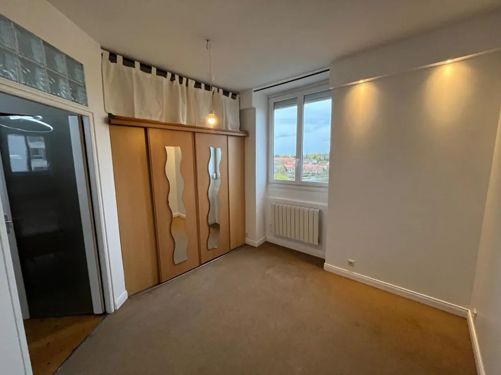 Camere da letto - Charming 2-Bed Apartment in Chantilly Centre