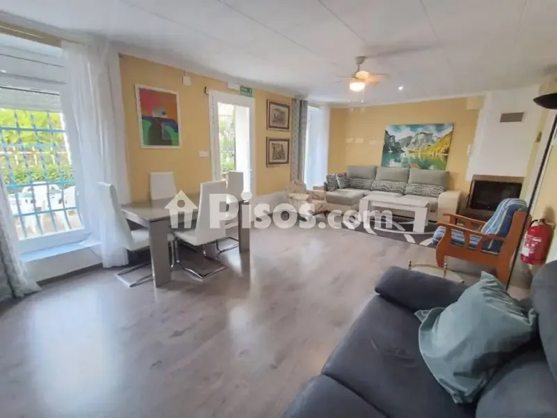 Elutuba - Licensed Villa with Pool in Bítem