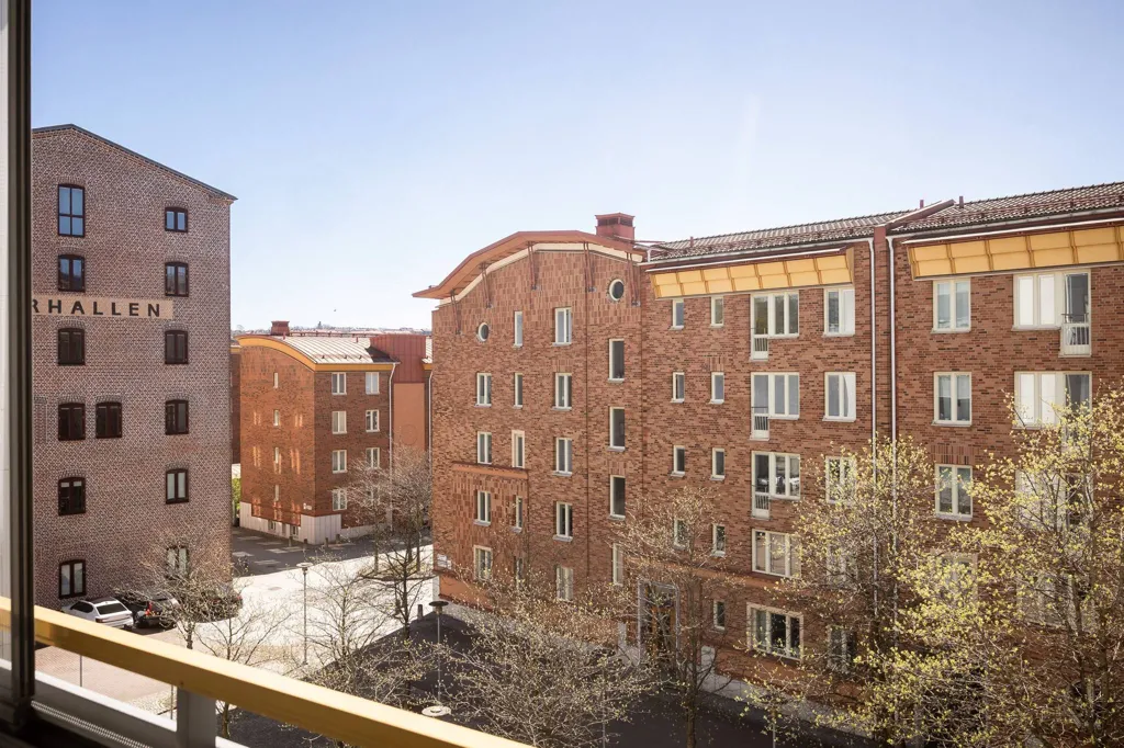 Balcon - Apartment with Two Balconies in Eriksberg