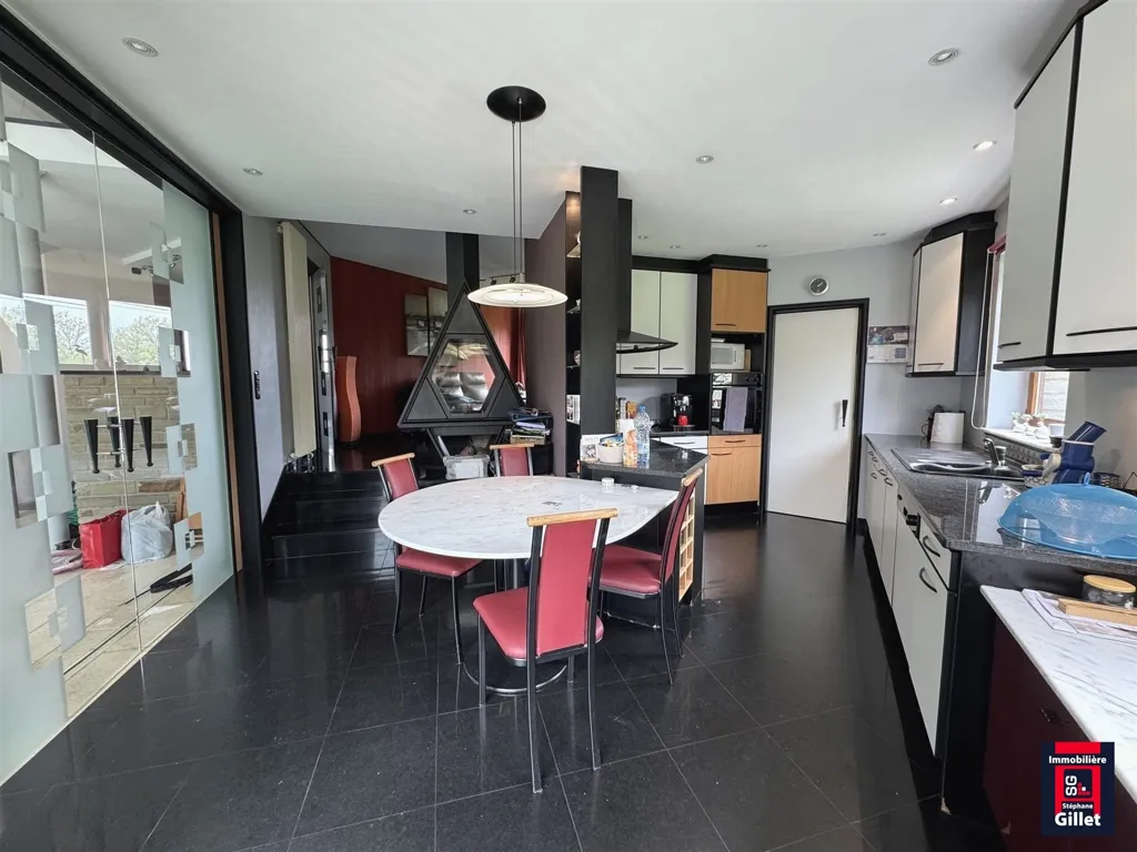 4-bedroom house in Marchin