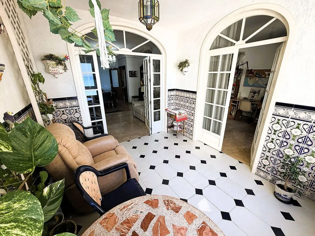 Elutuba - Beachfront Apartment with Garage in Playa Victoria