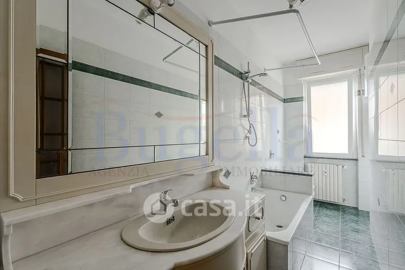 Salles de bain - Apartment with Balcony in Cossato