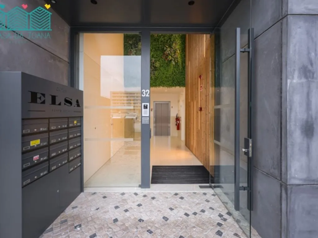 Entrée - Luxury 3-Bedroom Apartment in Aveiro