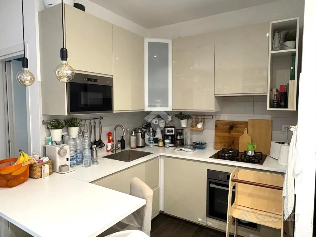 Cuisine - Bright 2-Bedroom Apartment in Monza